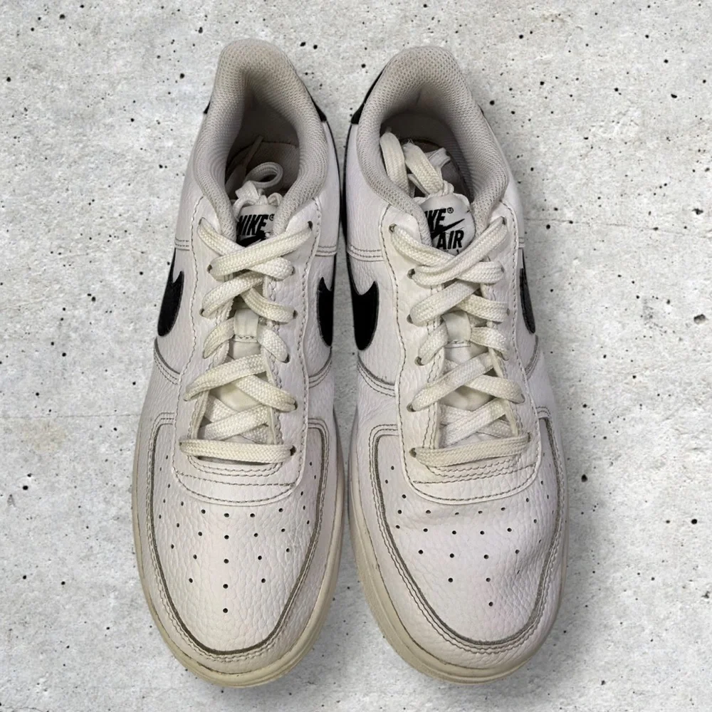 Nike Air Force One size 6Y